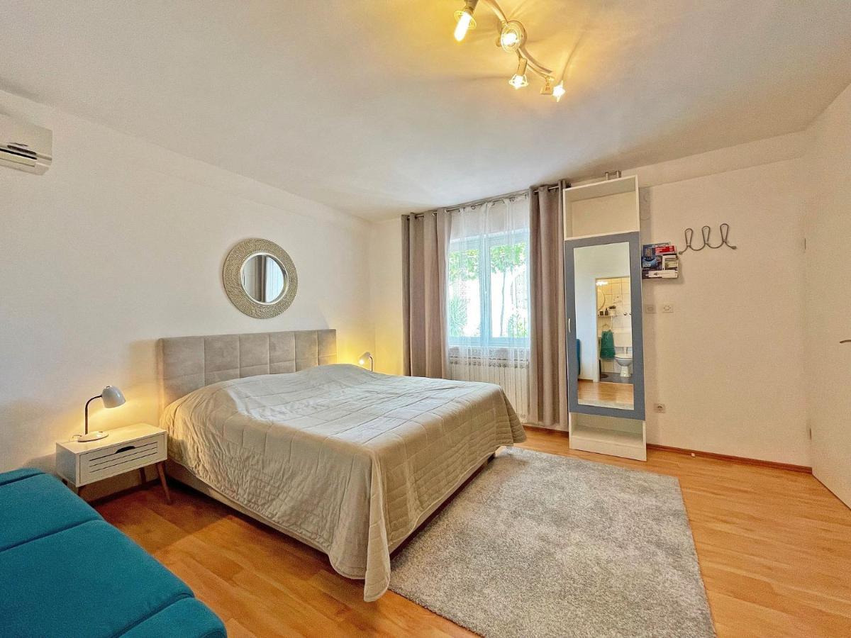 Studio Apartments Andrijana Млини Екстериор снимка