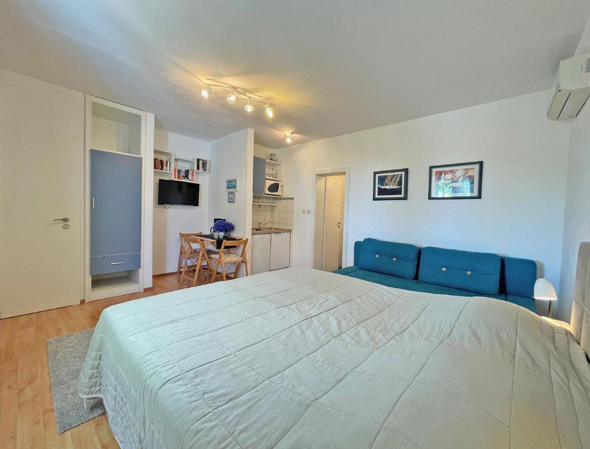 Studio Apartments Andrijana Млини Екстериор снимка