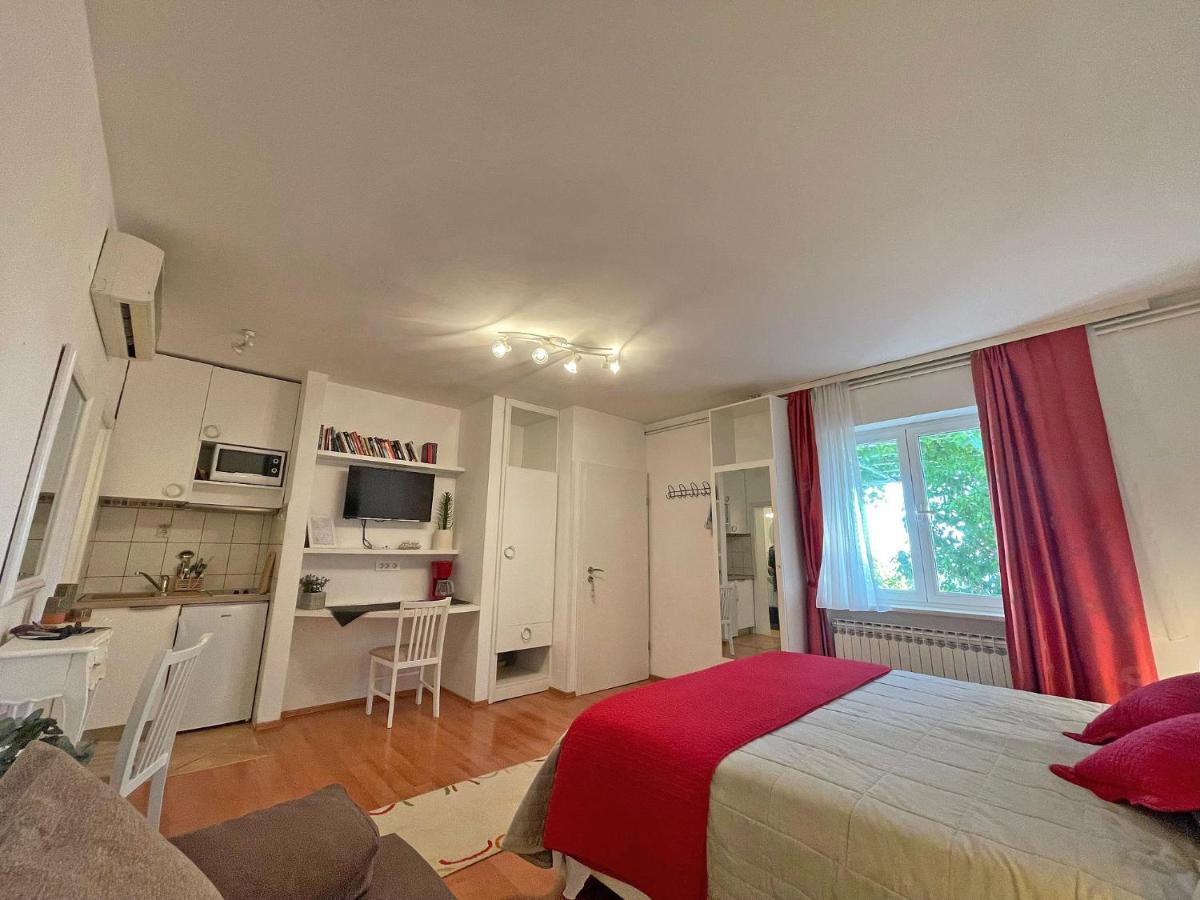 Studio Apartments Andrijana Млини Екстериор снимка